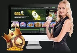 Suasana bermain kasino live LIG88 roulette dan blackjack di layar mobile malam hari